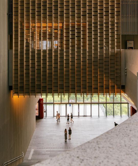 magazine detail image