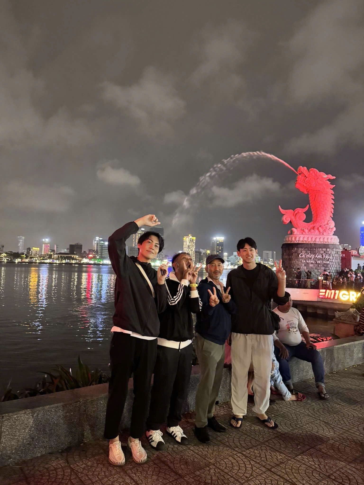 magazine detail image