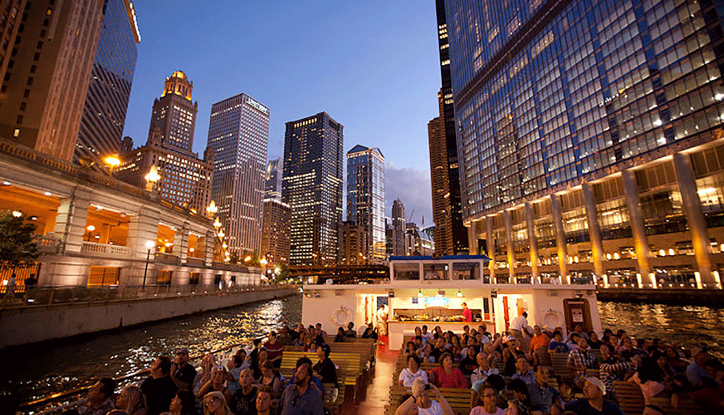 How to Make the Most of a Chicago Architecture Cruise