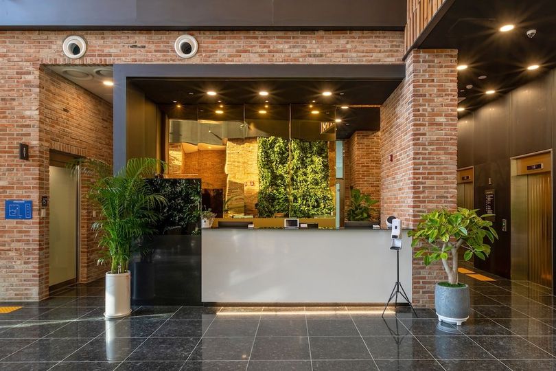 어반이스트호텔