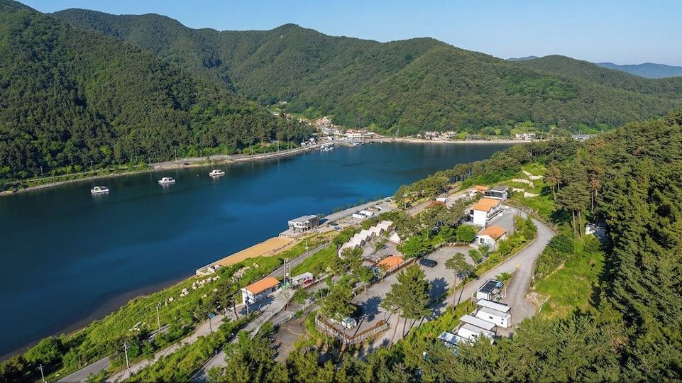 고성 산들바다 글램핑카라반 펜션